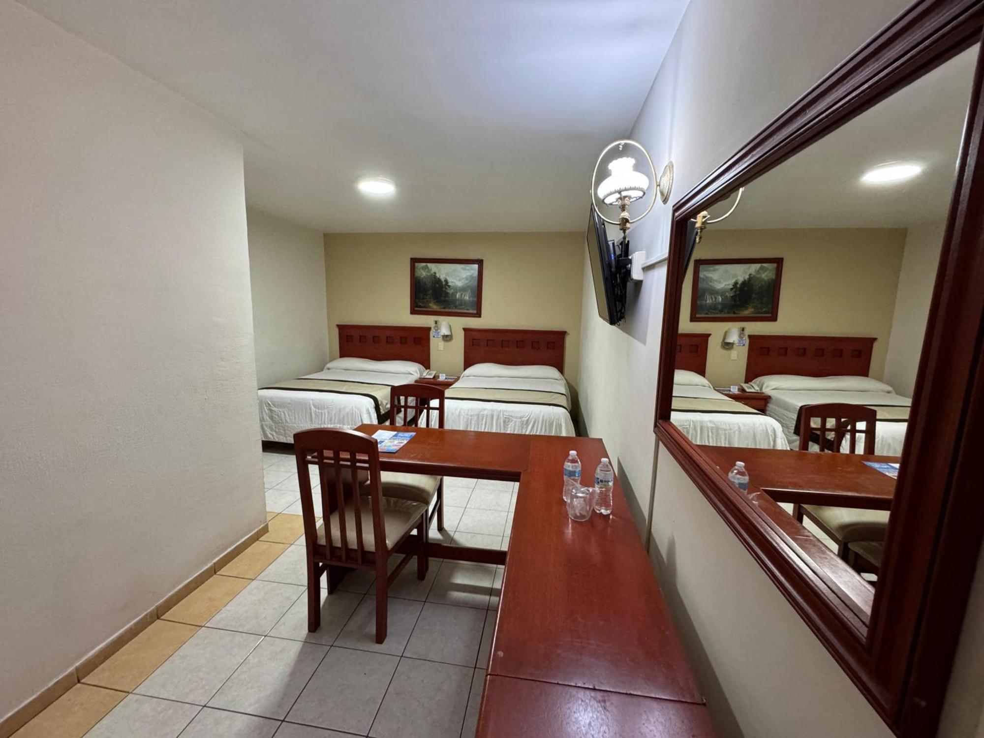 Hotel Nv Zapopan Buitenkant foto